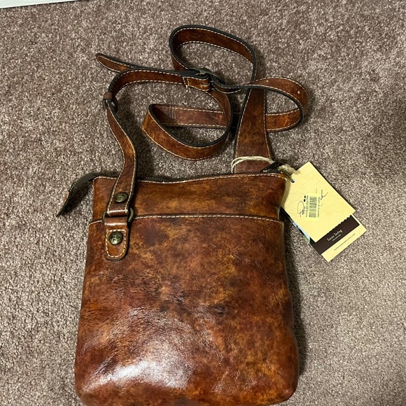 Patricia Nash Tuscan Tooling Italian Leather Crossbody - Picture 2 of 8